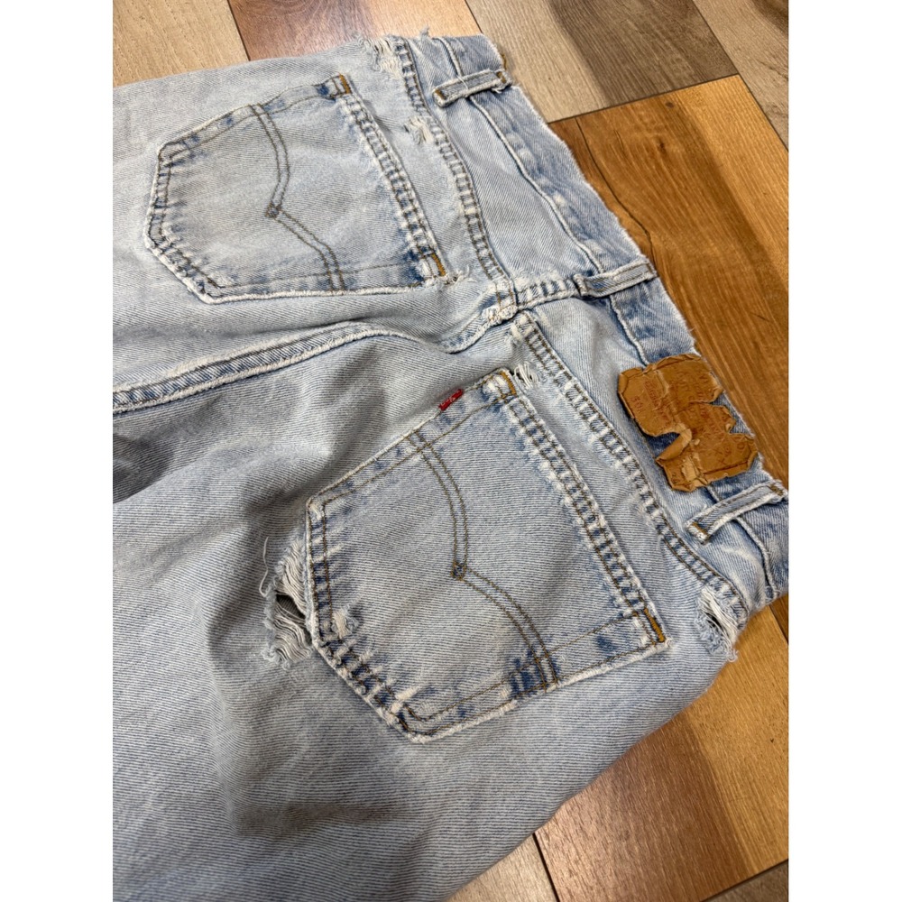 Levi's 501 Jeans Mens 33x34 Blue Fair Trashed Distressed Vintage 90s USA Made - Picture 3 of 7